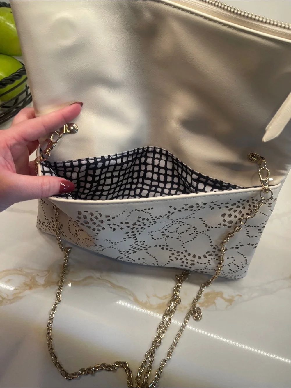 Urban Expressions Cream Laser-Cut Floral Chain Clutch